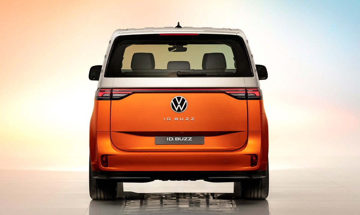 VW ID.Buzz_eksterijer_behind