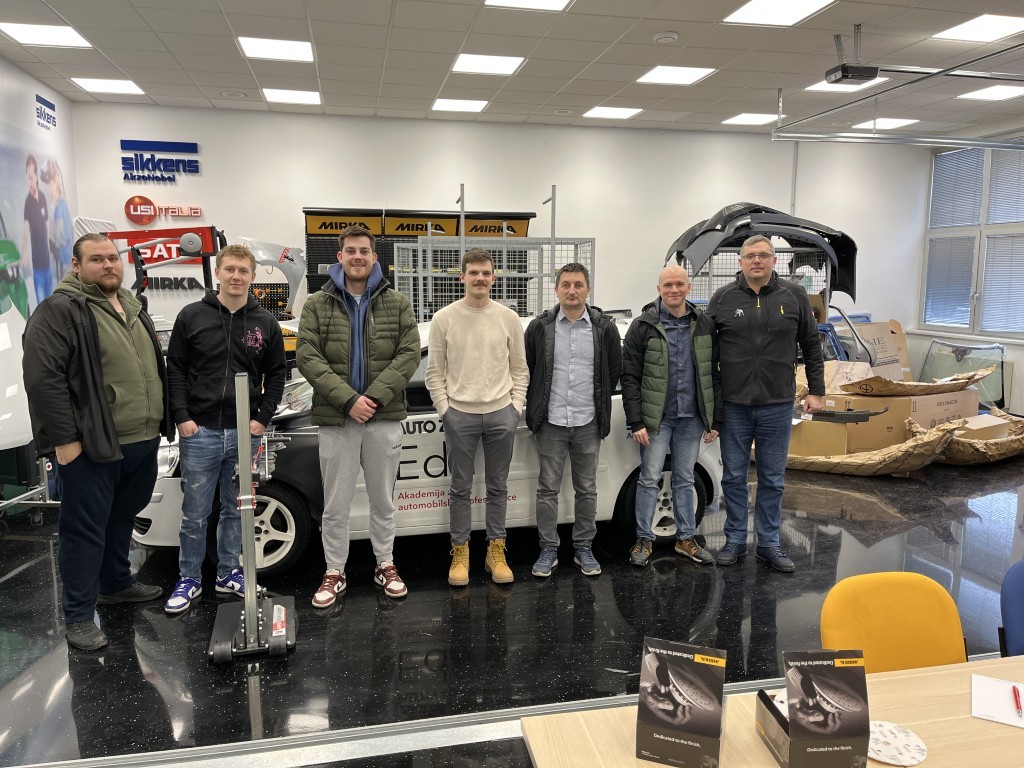 Profesori i studenti FSB-a u posjetu AutoZubak EDU Akademiji