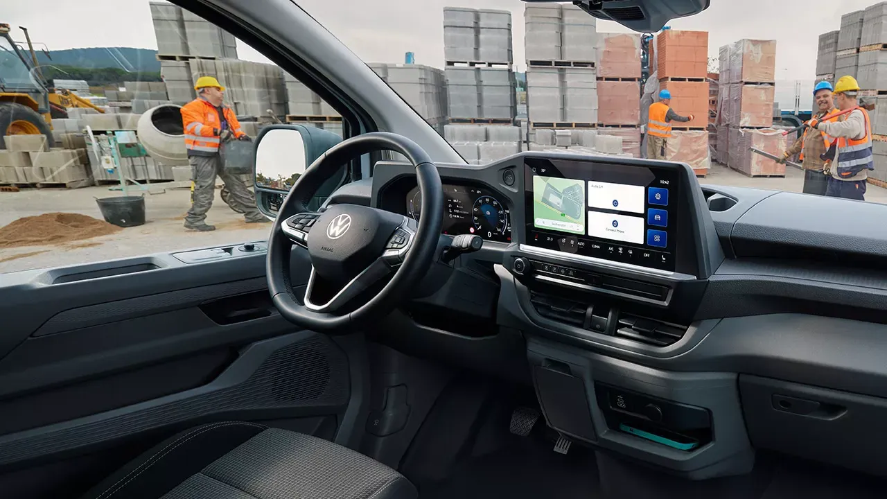 novi vw transporter interijer