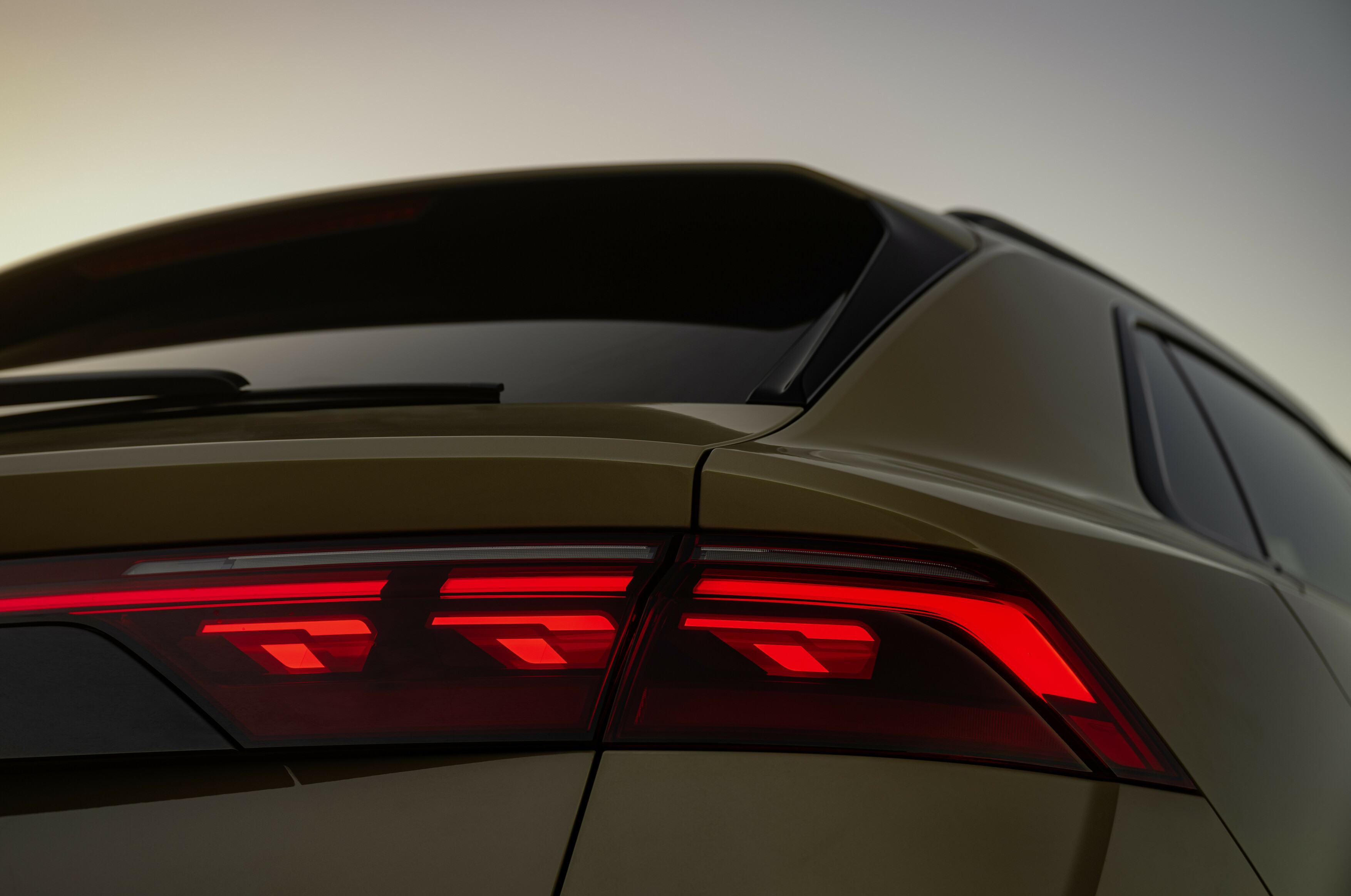 novi audi q8 oprema