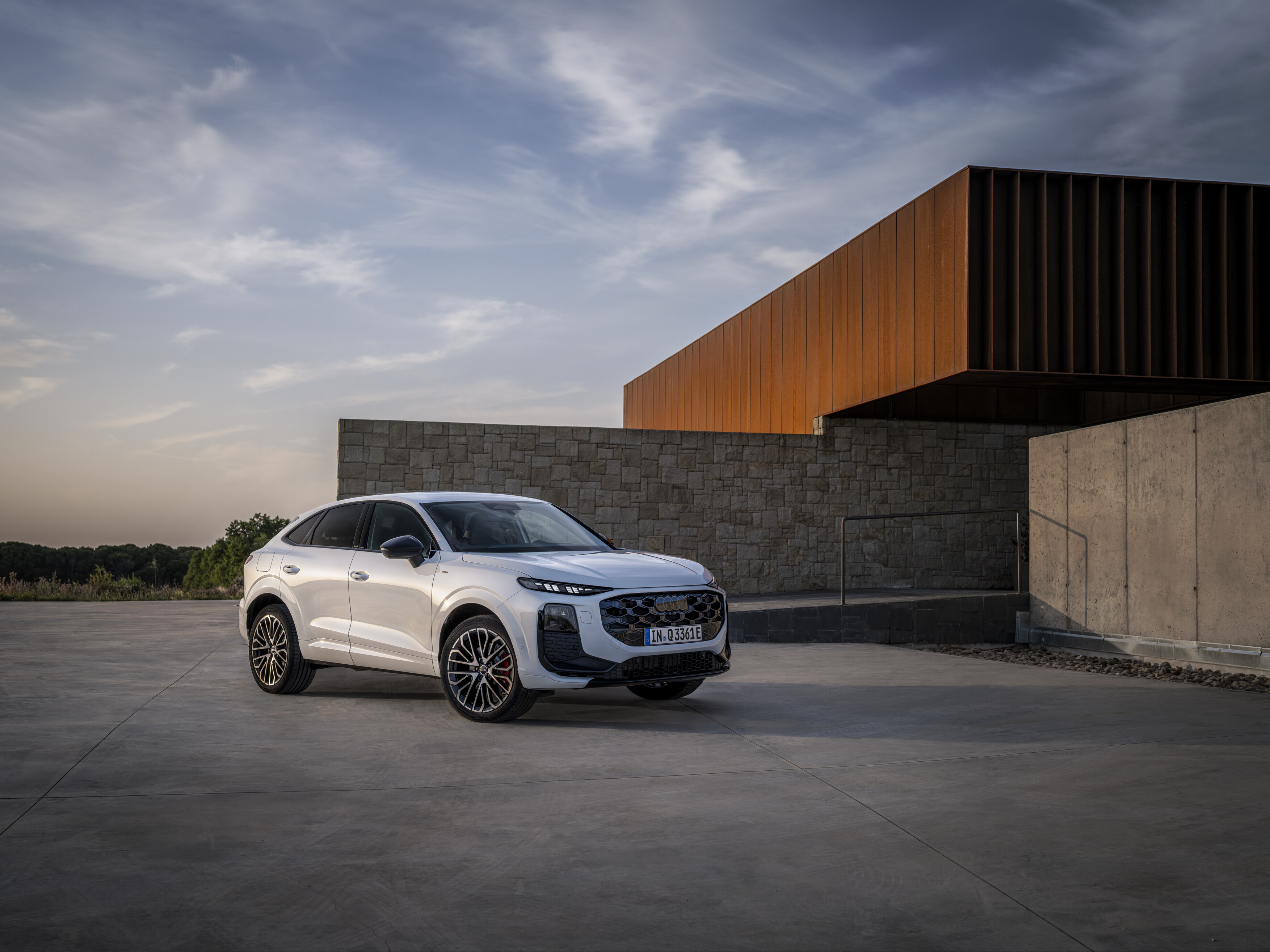 Svestran, sportski i digitalno povezan: novi Audi Q3 Sportback